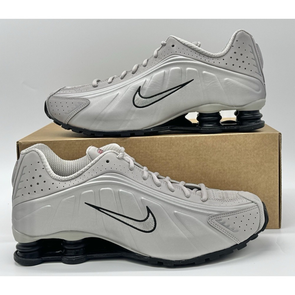 Nike Shox R4 College Grey Size 10 IH0265 009
